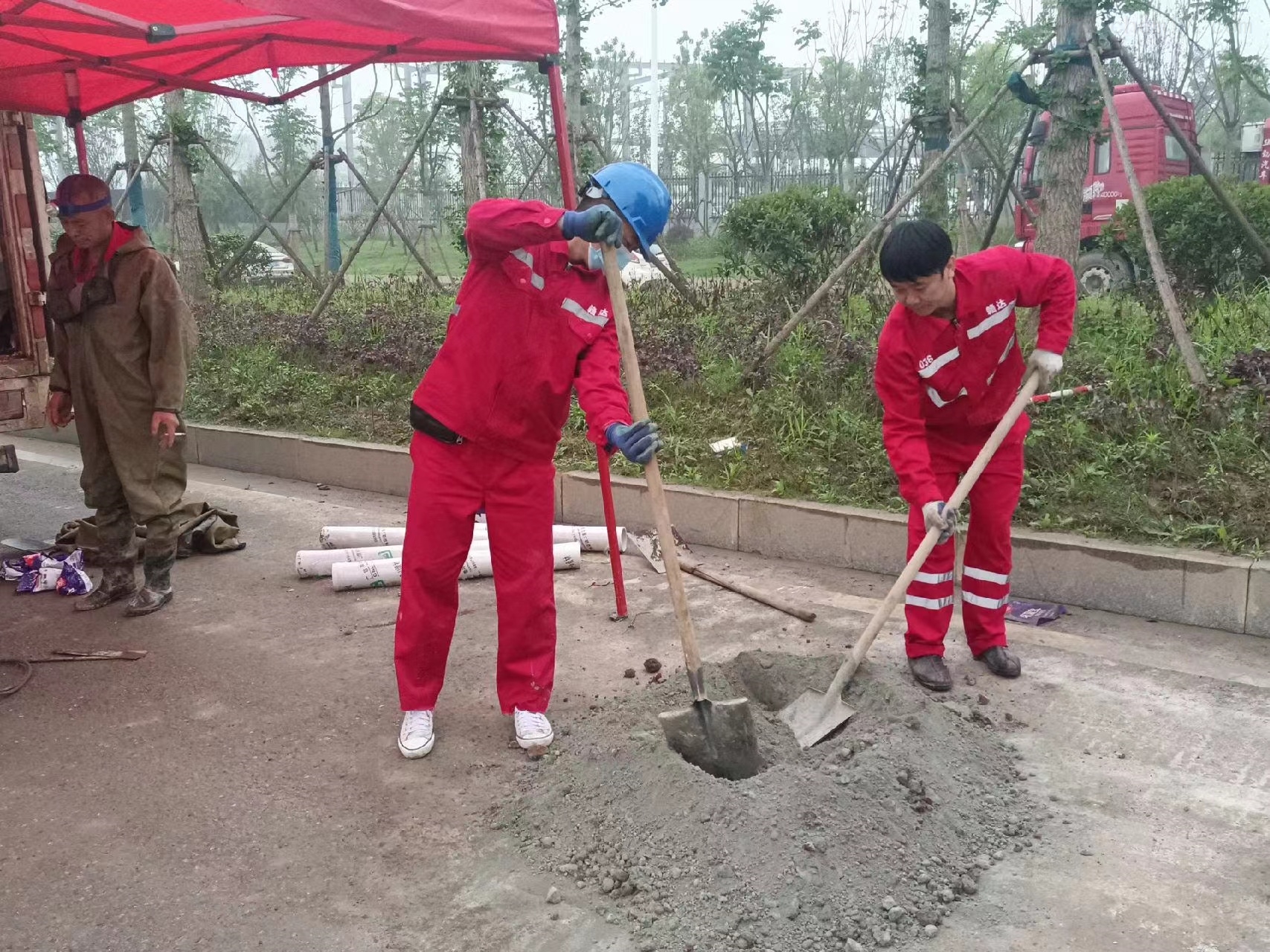 波密管道疏通哪家好】及时进行市政管道清淤
